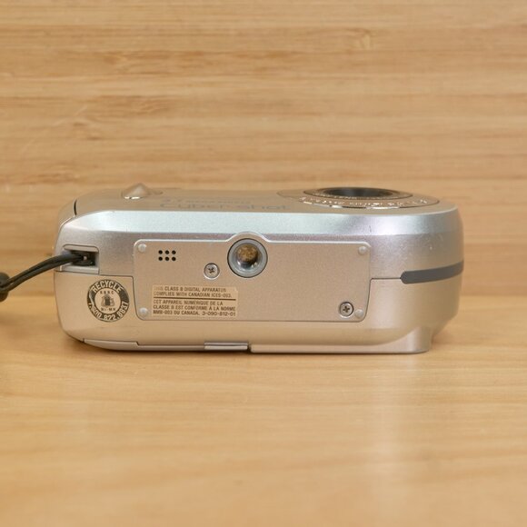 Sony Cyber-Shot DSC-P43 4.1MP Digital Camera / Compact Point and Shoot / Tested - Picture 5 of 6